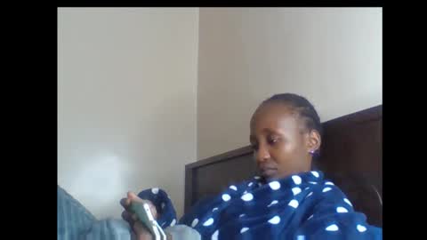 baddie_bunnie online show from April 25, 2026, 2:03 pm