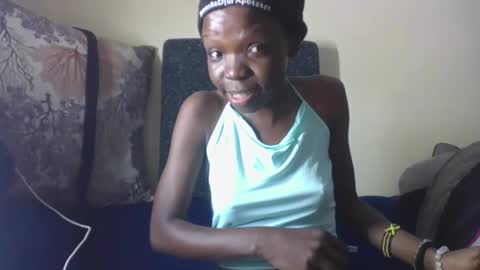 baddie_floxxy online show from May 5, 2026, 7:00 pm