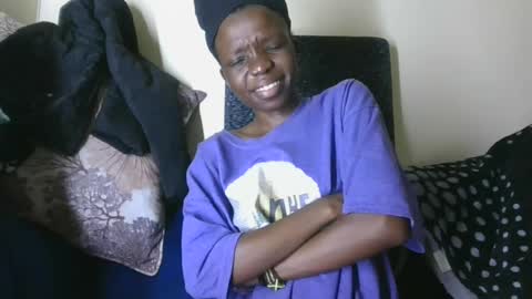 baddie_floxxy online show from May 18, 2026, 4:24 pm