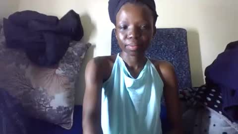 baddie_floxxy online show from May 28, 2026, 8:28 pm