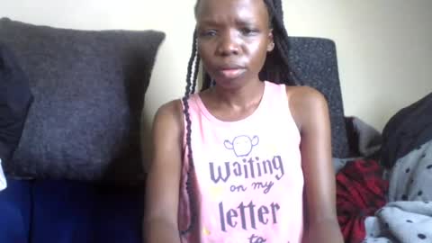 baddie_floxxy online show from June 15, 2026, 7:27 pm