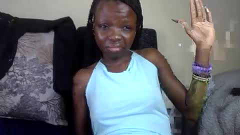 baddie_floxxy online show from June 19, 2026, 5:23 am