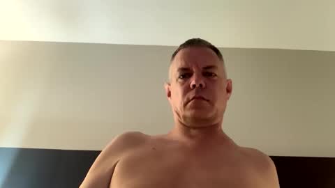 Snapshot of badger32934 chatting on April 25, 2026, 4:04 am Badger online show from April 25, 2026, 4:04 am