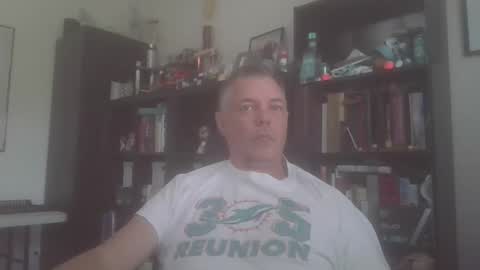 Snapshot of badger32934 chatting on May 16, 2026, 5:01 pm Badger online show from May 16, 2026, 5:01 pm