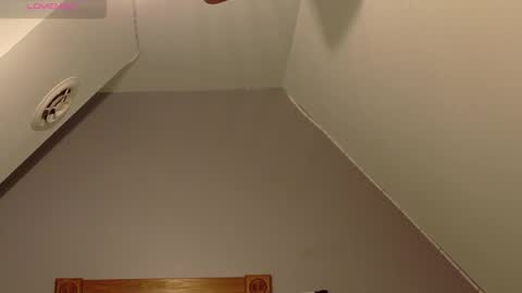 Badgirlpr online show from November 15, 2025, 6:55 am