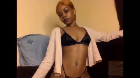 Snapshot of badgurllily chatting on December 4, 2025, 4:16 pm Lily. online show from December 4, 2025, 4:16 pm