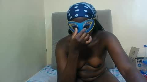 Snapshot of bads_hornies chatting on January 14, 2026, 5:57 am bads_hornies online show from January 14, 2026, 5:57 am