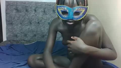 Snapshot of bads_hornies chatting on January 17, 2026, 12:59 am bads_hornies online show from January 17, 2026, 12:59 am