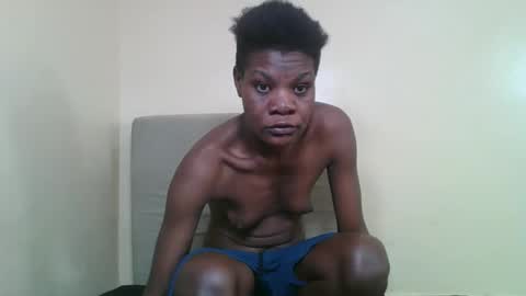 Snapshot of bads_hornies chatting on February 15, 2026, 5:31 pm bads_hornies online show from February 15, 2026, 5:31 pm