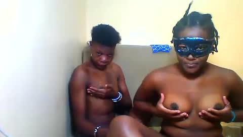 Snapshot of bads_hornies chatting on March 2, 2026, 5:30 am bads_hornies online show from March 2, 2026, 5:30 am