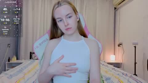 Snapshot of bae_cake_ chatting on April 26, 2026, 7:00 pm Alice online show from April 26, 2026, 7:00 pm