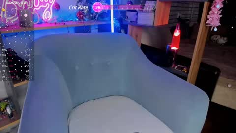 Molly  links in bio online show from December 17, 2024, 7:04 pm