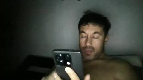 Snapshot of bagio18 chatting on November 15, 2025, 9:00 pm Bagio online show from November 15, 2025, 9:00 pm