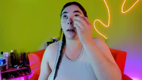 bagiolett  online show from October 10, 2025, 2:16 pm