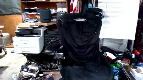 Snapshot of balddickstroking chatting on October 29, 2025, 6:48 am balddickstroking online show from October 29, 2025, 6:48 am