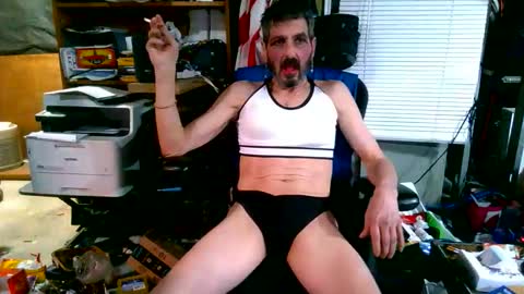 Snapshot of balddickstroking chatting on November 28, 2025, 4:04 am balddickstroking online show from November 28, 2025, 4:04 am