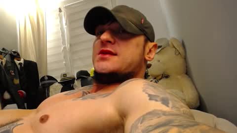 Snapshot of ballard_ chatting on November 12, 2025, 1:39 am Bret Ballard online show from November 12, 2025, 1:39 am