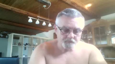 Snapshot of ballspain chatting on July 29, 2026, 2:15 pm Oldgrumpy12 online show from July 29, 2026, 2:15 pm