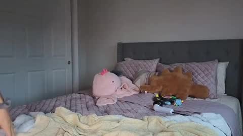 Snapshot of bambifarrina chatting on October 6, 2025, 10:51 pm bambifarrina online show from October 6, 2025, 10:51 pm