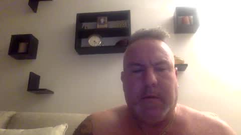 Snapshot of banana5289 chatting on January 1, 2025, 9:28 am banana5289 online show from January 1, 2025, 9:28 am