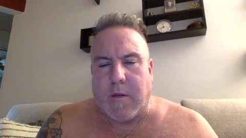 Snapshot of banana5289 chatting on February 2, 2025, 12:57 pm banana5289 online show from February 2, 2025, 12:57 pm