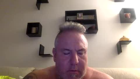 Snapshot of banana5289 chatting on September 10, 2025, 11:27 pm banana5289 online show from September 10, 2025, 11:27 pm