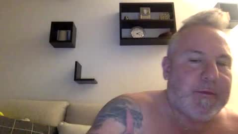 banana5289 online show from April 30, 2026, 11:20 pm