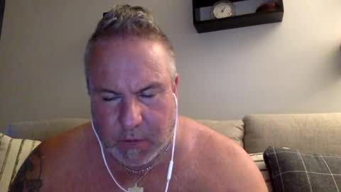 banana5289 online show from June 13, 2026, 5:11 pm