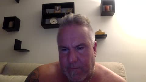 banana5289 online show from August 5, 2026, 8:33 pm