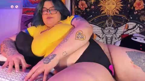 Snapshot of banana__squirt chatting on February 7, 2026, 10:02 pm Ana online show from February 7, 2026, 10:02 pm