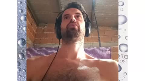 Ezequiel online show from February 2, 2025, 9:45 pm