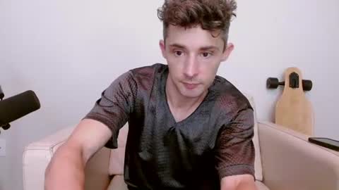 bananacurvesleft online show from June 19, 2026, 2:27 am