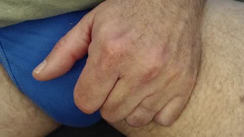 Penguin online show from January 27, 2025, 5:58 pm