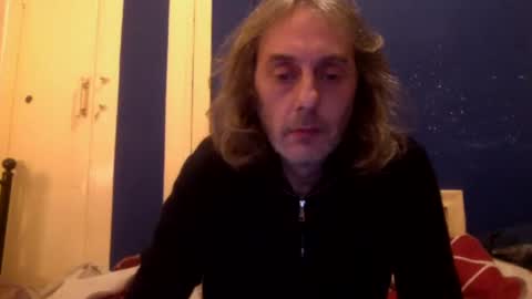 Snapshot of bangintoleather chatting on December 5, 2024, 2:53 am bangintoleather online show from December 5, 2024, 2:53 am