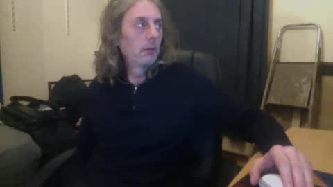 Snapshot of bangintoleather chatting on November 28, 2025, 2:47 am bangintoleather online show from November 28, 2025, 2:47 am