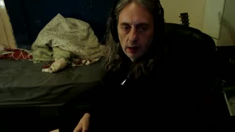 Snapshot of bangintoleather chatting on June 1, 2026, 2:02 am bangintoleather online show from June 1, 2026, 2:02 am