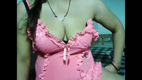 Snapshot of bannynew chatting on October 8, 2025, 1:53 pm Bannynew online show from October 8, 2025, 1:53 pm