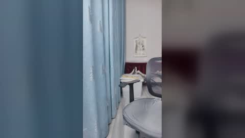 Snapshot of baomi2025 chatting on December 15, 2025, 12:59 am baimi online show from December 15, 2025, 12:59 am