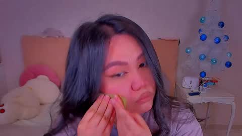 Snapshot of barbara_bb chatting on December 14, 2024, 1:06 am Barbie Kim online show from December 14, 2024, 1:06 am