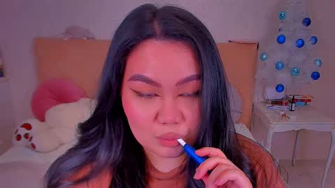 Snapshot of barbara_bb chatting on December 14, 2024, 11:34 pm Barbie Kim online show from December 14, 2024, 11:34 pm