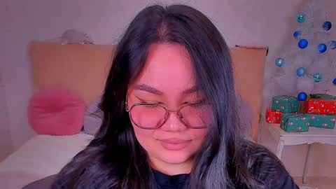 Snapshot of barbara_bb chatting on December 22, 2024, 1:55 am Barbie Kim online show from December 22, 2024, 1:55 am