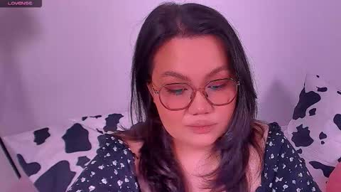 Snapshot of barbara_bb chatting on October 15, 2025, 9:37 pm Barbie Kim online show from October 15, 2025, 9:37 pm