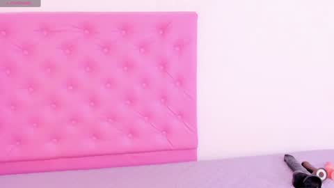 Snapshot of barbarahills_21 chatting on January 22, 2025, 10:37 pm Barbie Hills online show from January 22, 2025, 10:37 pm