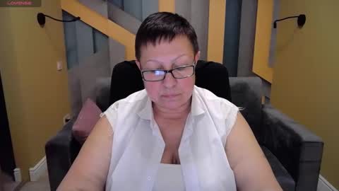 Snapshot of barbaraturners chatting on December 20, 2024, 9:50 pm barbaraturners online show from December 20, 2024, 9:50 pm