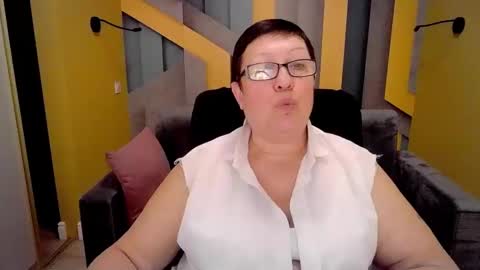 Snapshot of barbaraturners chatting on February 10, 2025, 12:30 am barbaraturners online show from February 10, 2025, 12:30 am