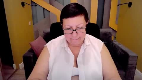 Snapshot of barbaraturners chatting on February 17, 2025, 12:32 am barbaraturners online show from February 17, 2025, 12:32 am