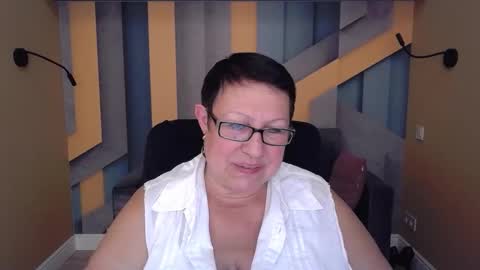 Snapshot of barbaraturners chatting on October 10, 2025, 7:13 pm barbaraturners online show from October 10, 2025, 7:13 pm