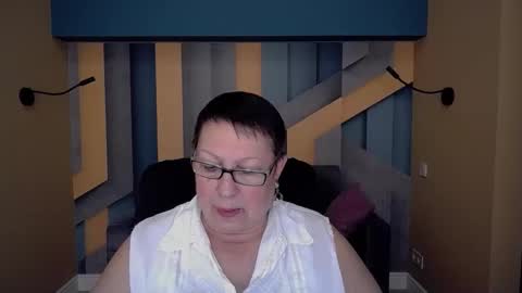 Snapshot of barbaraturners chatting on November 17, 2025, 7:30 pm barbaraturners online show from November 17, 2025, 7:30 pm