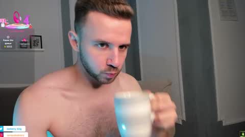 Snapshot of barberryx chatting on November 27, 2025, 6:26 am ENRIQUE online show from November 27, 2025, 6:26 am