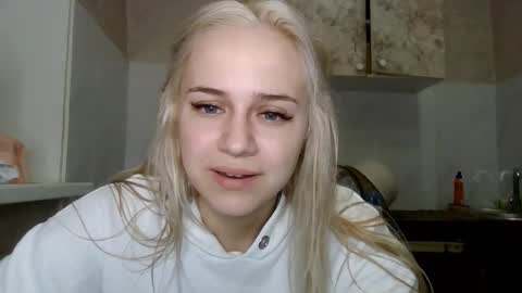 barbie___girl online show from January 6, 2026, 4:21 pm